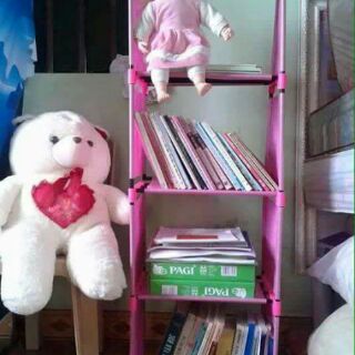 Kệ để sách chắc chắn