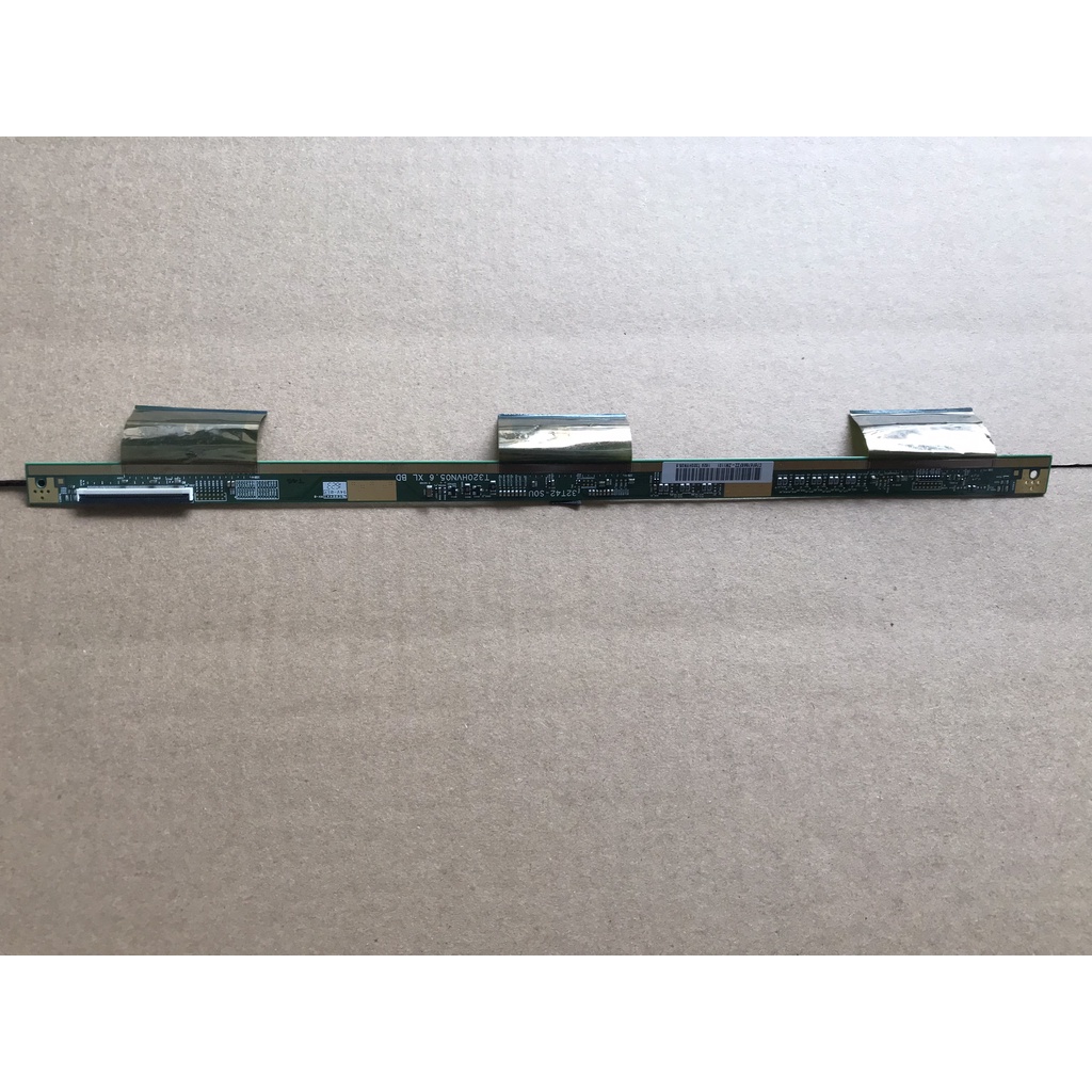 T320HVN05.6 XL BD Màn LCD 32 inch tháo máy vỡ - nguyên tap