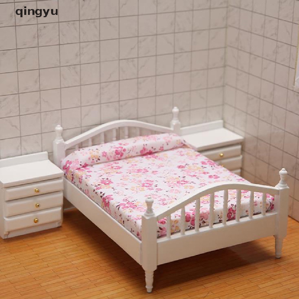 1 Giường Đôi + 1 Bàn Đầu Giường Mini Tỉ Lệ 1: 12 Trang Trí Nhà Búp Bê