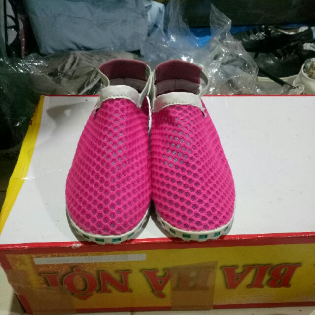 Giay Le Thi Thao Ly 200k