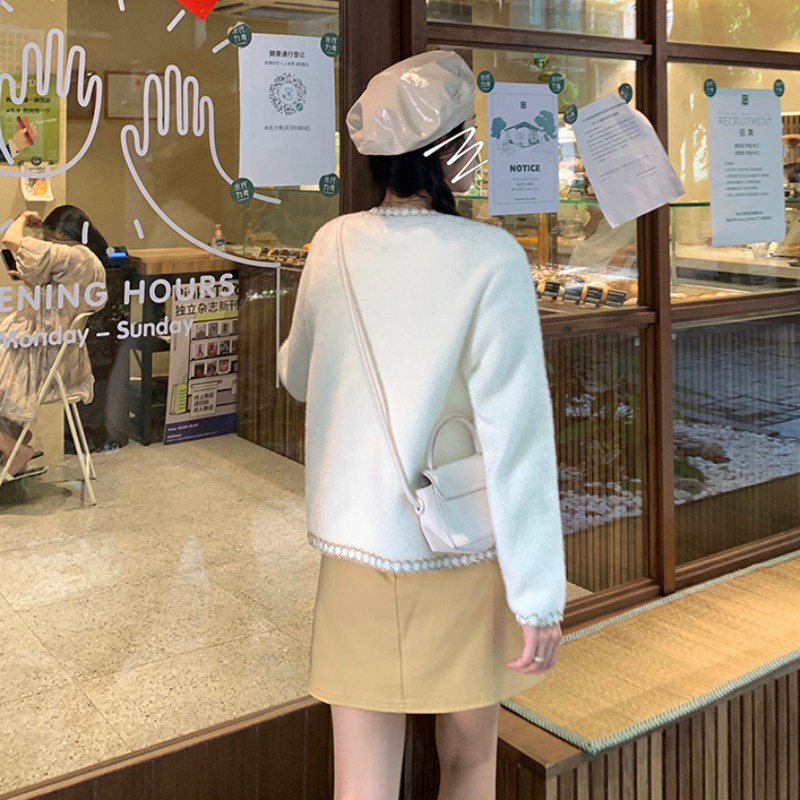Áo khoác len nữ cardigan tay dài khoác dạ lông thỏ 2 màu đen trắng cúc ngọc cổ tròn dáng ngắn kiểu Hàn Quốc ullzang D-33