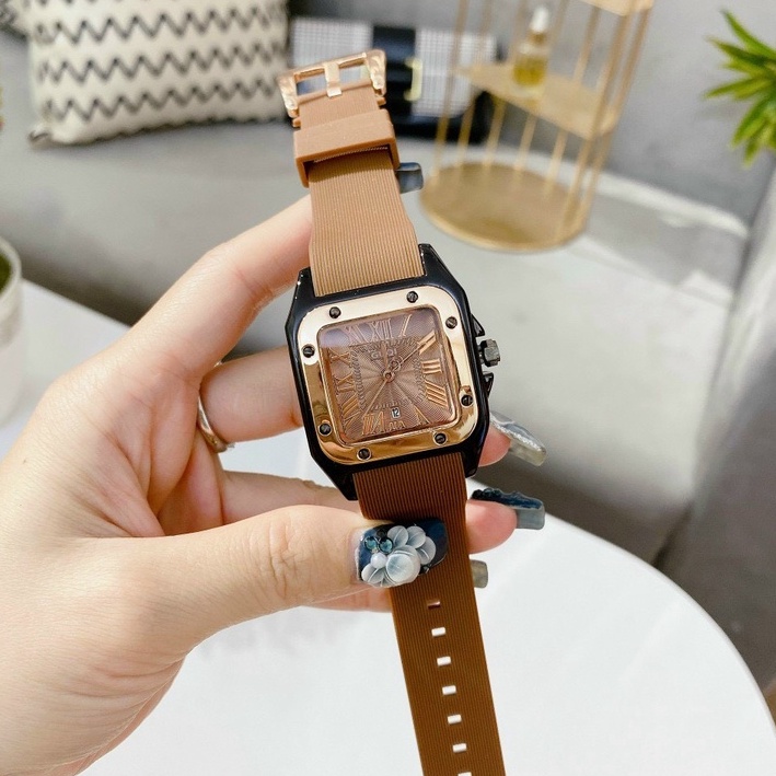 Đồng Hồ Nữ GuQi Dây Silicone Cao Cấp, Mặt Vuông Size 31x31mm Kiểu Dáng Thanh Lịch Thời Thượng