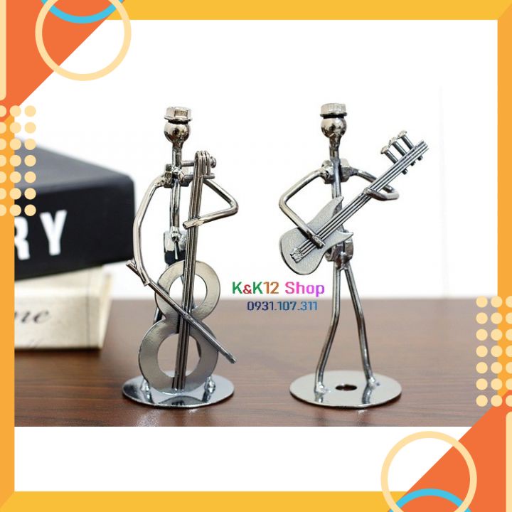 Đồ chơi trang trí để bàn mô hình nghệ sỹ guitar. Bộ sưu tập đồ chơi thủ công mỹ nghệ. Quà tặng SN ý nghĩa.