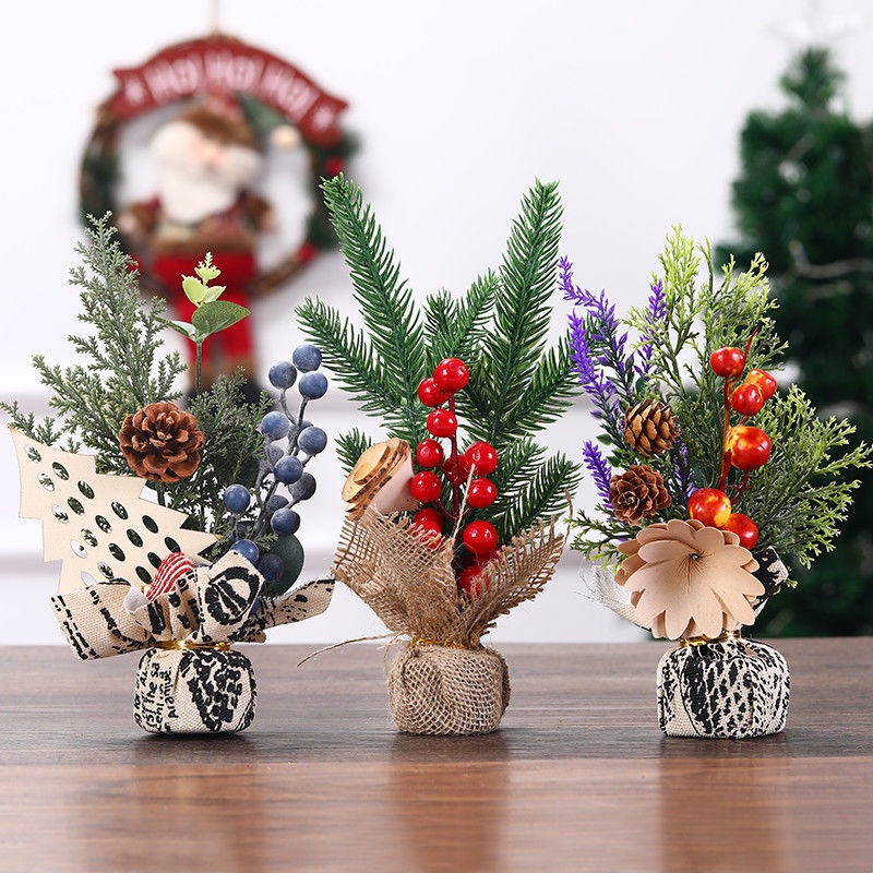 Mô hình cây thông noel mini dùng trang trí bàn làm việc