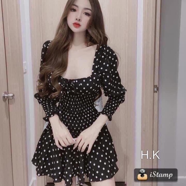 Váy chun eo chấm bi
