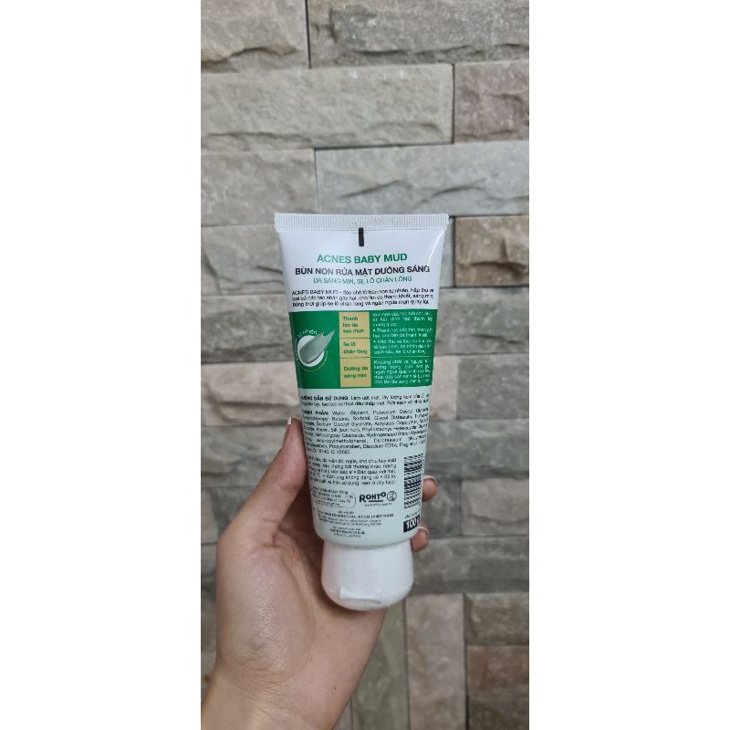 Sữa rửa mặt bùn non Acnes baby mud cleanser