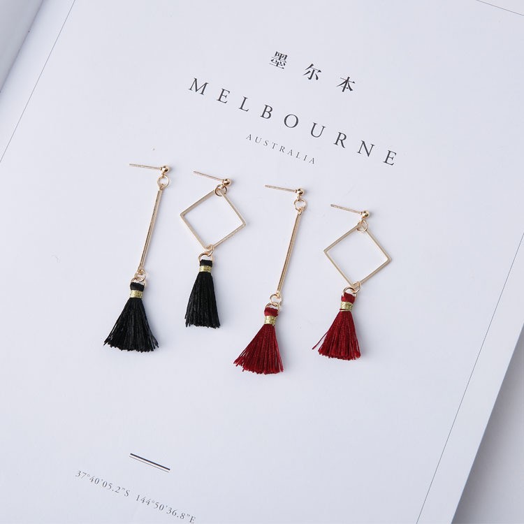 Bông tai tua rua V02