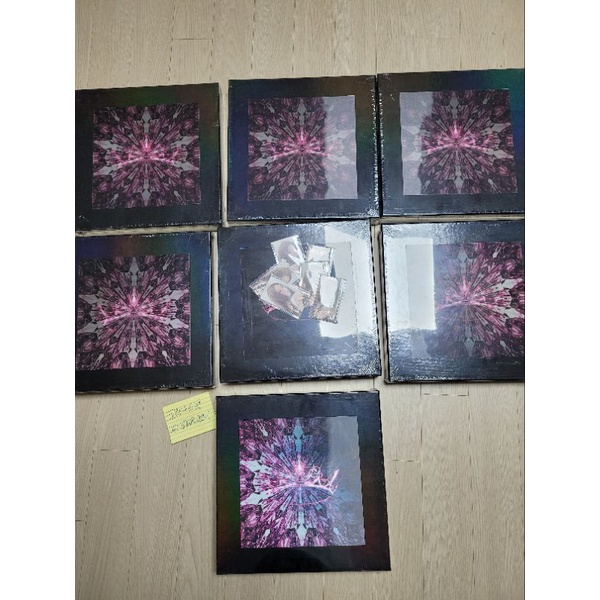 [SẴN HCM] CUỐN BỘ ẢNH NHÓM BLACKPINK THE ALBUM VINYL LIMITED EDITION (VINYL LP)