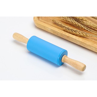 Dụng cụ cán bột silicone cán gỗ