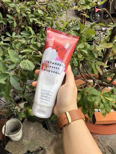 Bộ sản phẩm BATH AND BODY WORKS mùi Japanese Cherry Blossom | BigBuy360 - bigbuy360.vn