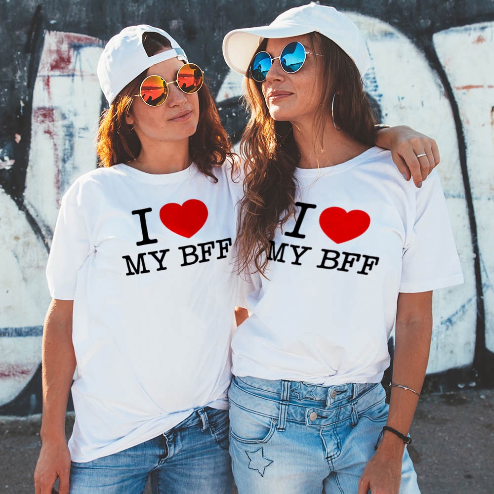 1 Áo Thun Tay Ngắn In Chữ I Love My Bff / Trái Tim Đỏ Cho Người Lớn