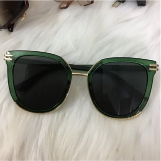 Kính mát nữ màu xanh lục độc lạ