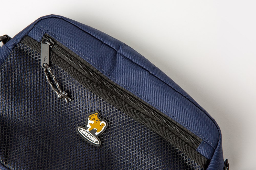 Túi Đeo Chéo ARTBOX Hàn Quốc Màu Xanh Biển Đậm Hình Chú Chó Shiba Dễ Thương