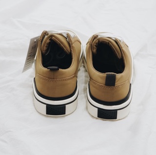 Giày nam sneaker Bershka