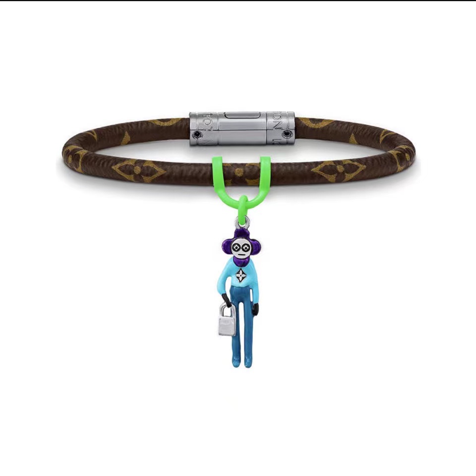 Vòng Tay Louis Vuitton Thời Trang Sang Trọng Cho Nữ