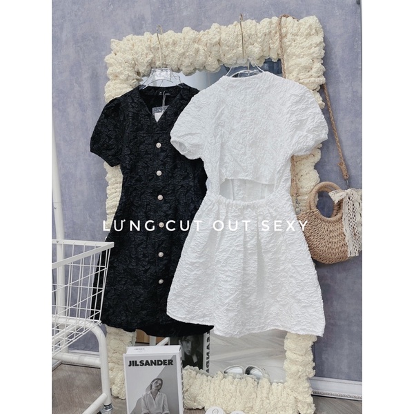 Váy gấm xốp hoa nổi hở lưng eo