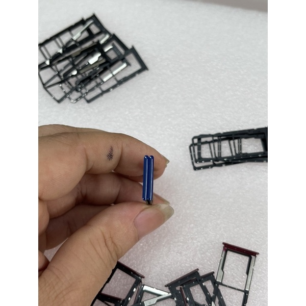 khay sim xiaomi redmi 8 / khay sim redmi 8