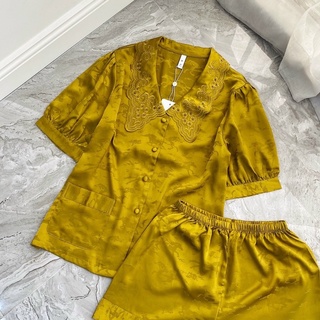 PYJAMA LỤA CỘC ĐÙI QUẢNG CHÂU VÀNG XINH
