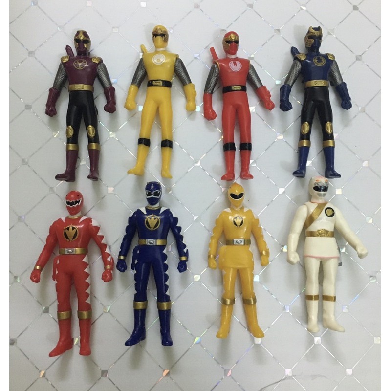 Siêu nhân 3 Sentai và Kamen Rider 9cm