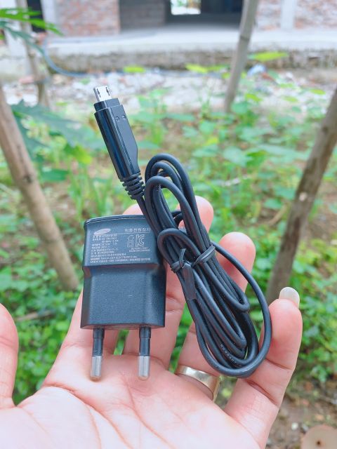 Củ Sạc Samsung 5V-0.7A loại liền dây ZIN Chính Hãng S1, S2, J1, J2...