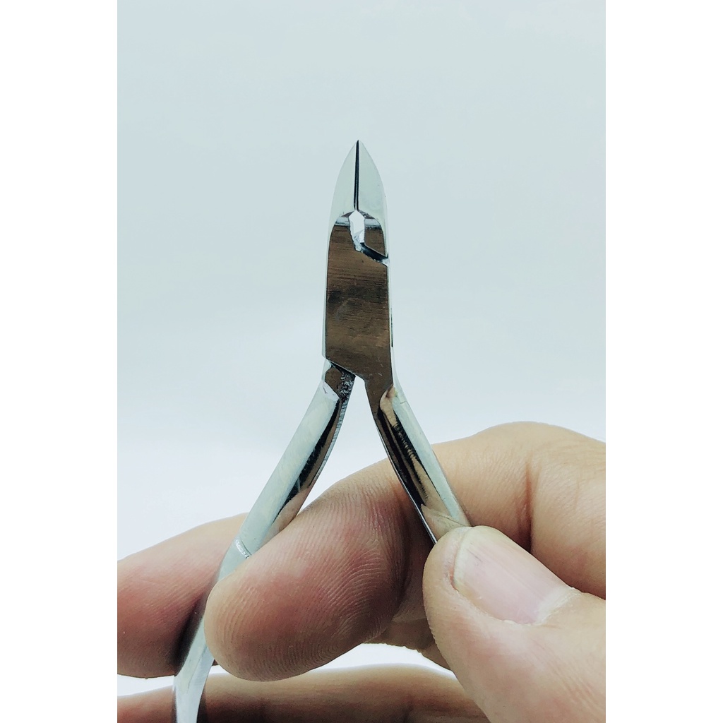Kềm cắt da mũi dài Ngọc Lan D-01 Nail Store
