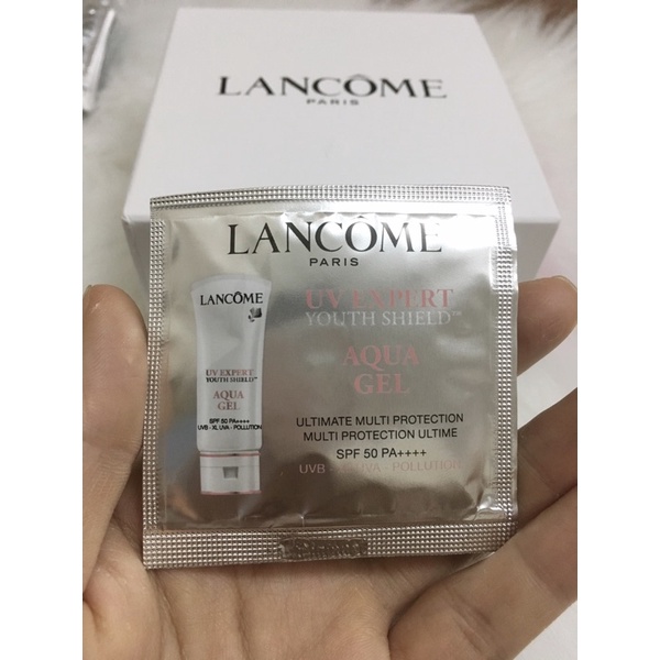 Combo 10 sample kem chống nắng Lancome aqua gel cực thích( hàng store)