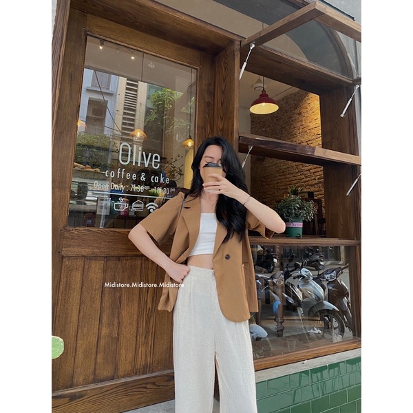 Áo Blazer ngắn tay bồng 2 cúc