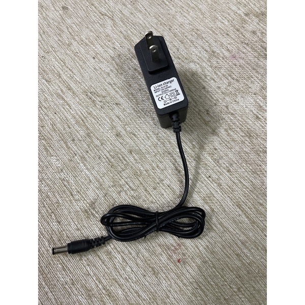 Sạc pin cho máy cân bằng laser 5v-1A