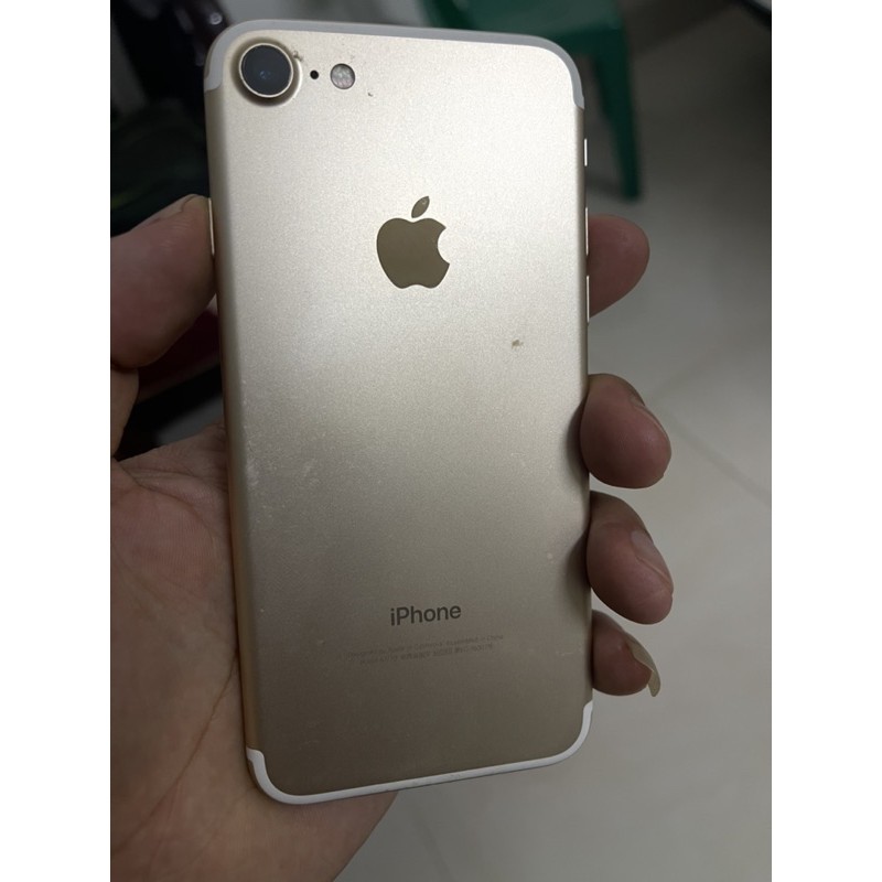 Điện thoại iPhone 7 32gb gold quốc tế