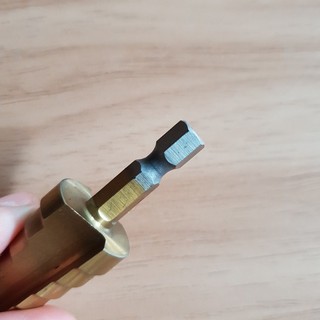 Mũi khoan tháp 4 - 20 mm dùng cho các chất liệu gỗ, thép