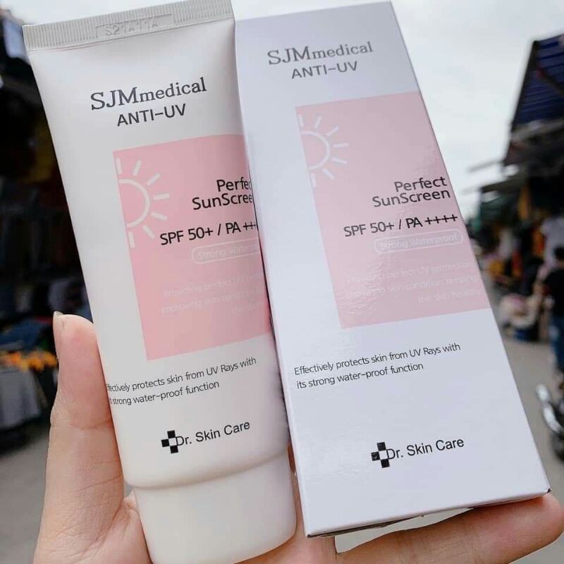 Kem chống nắng SJM Medical Anti UV SPF50+, PA++++ nâng tông da, lành tính, chống nắng cao - HONGS BEAUTY