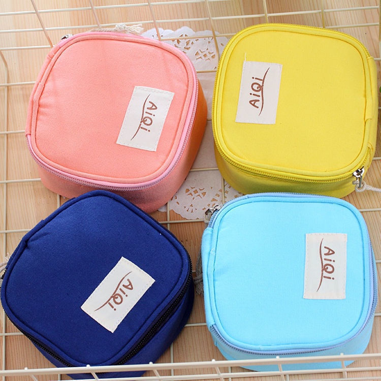 Túi Đựng Khăn Giấy/ Băng Vệ Sinh Cá Nhân Mini Đa Năng Có Khóa Kéo Dễ Thương Cho Nữ Sinh