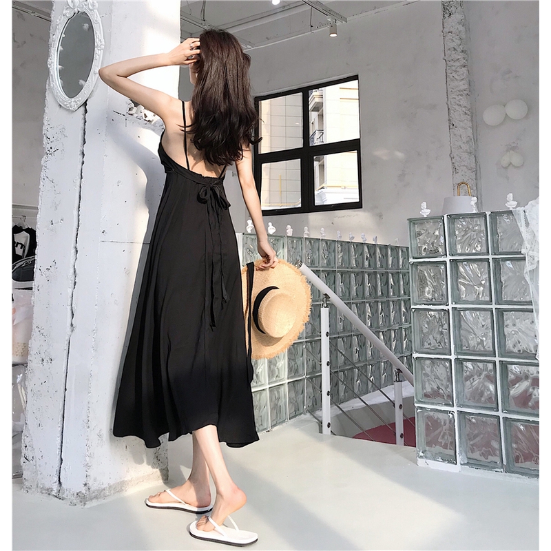 Đầm hai dây dáng dài thiết kế hở lưng duyên dáng nữ tính | BigBuy360 - bigbuy360.vn
