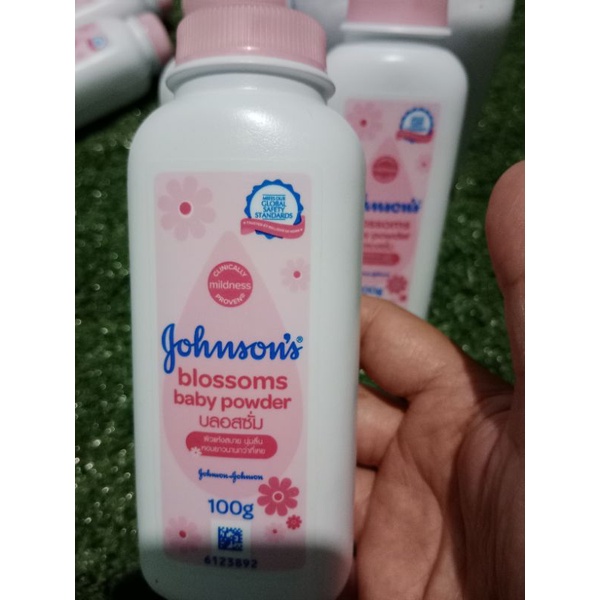 Phấn hồng Johnson's Baby 100g