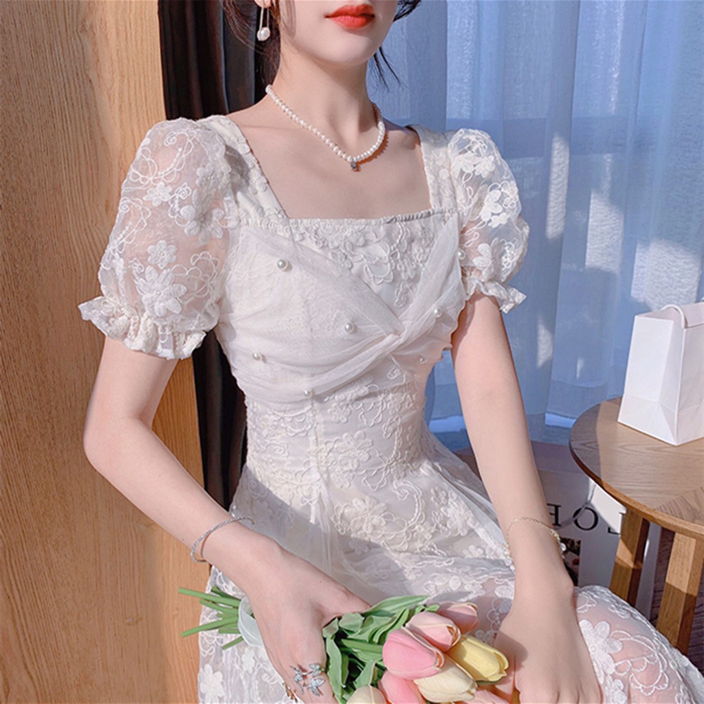 M176 - Váy công chúa Ulzzang thêu hoa cổ vuông xoắn ngực đính hạt siêu xinh