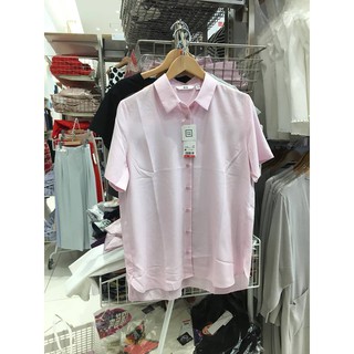 Áo sơ mi hồng Uniqlo