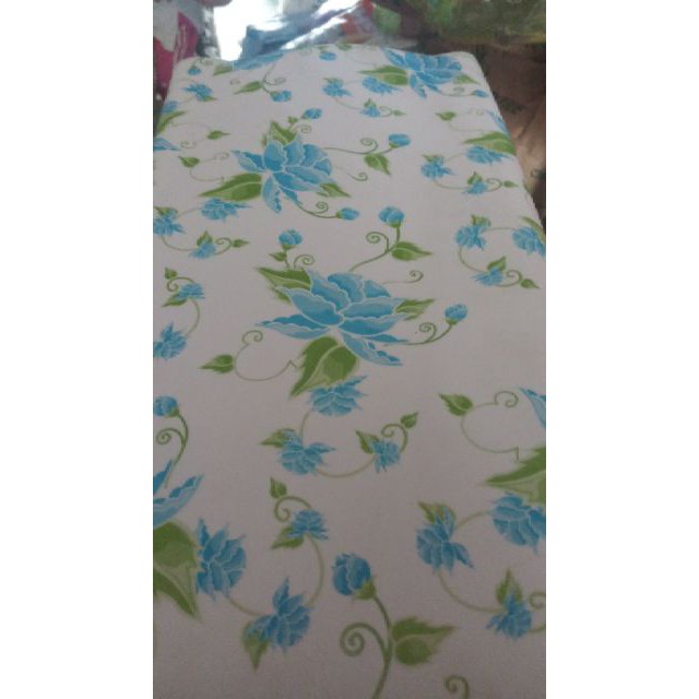 1 tờ giấy bọc quà đẹp