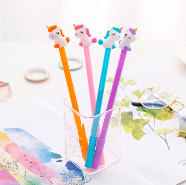 Bút bi nước ngựa 1 sừng 9