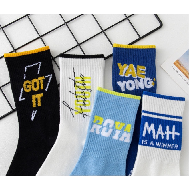 Vớ Tất thể thao cao cổ Nam Nữ nhiều màu phong cách trẻ trung, cá tính.