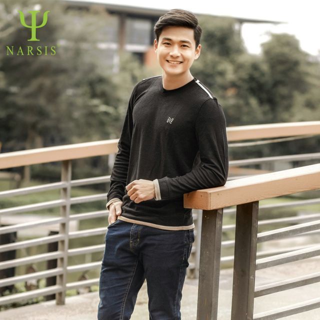 Áo len nam D7084 Narsis cổ tròn màu đen