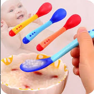 Thìa ăn dặm báo nóng silicon