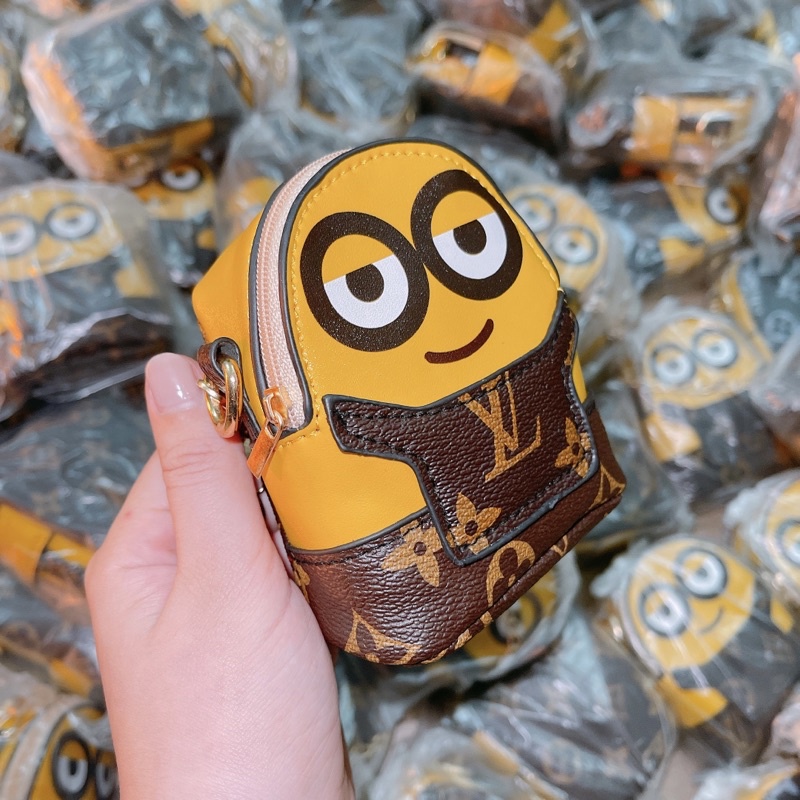 TÚI MINION MẮT TO VÀNG DÂY XÍCH