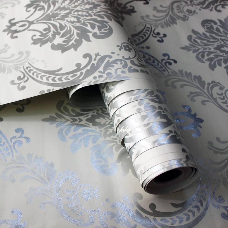 10m giấy dán tường hoa văn châu âu màu bạc khổ rộng 45cm có keo dán sẵn