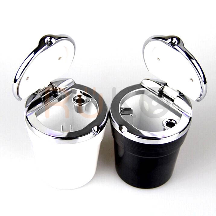 1 Gạt tàn thuốc nhựa mini có đèn led dành cho xe hơi, ô tô