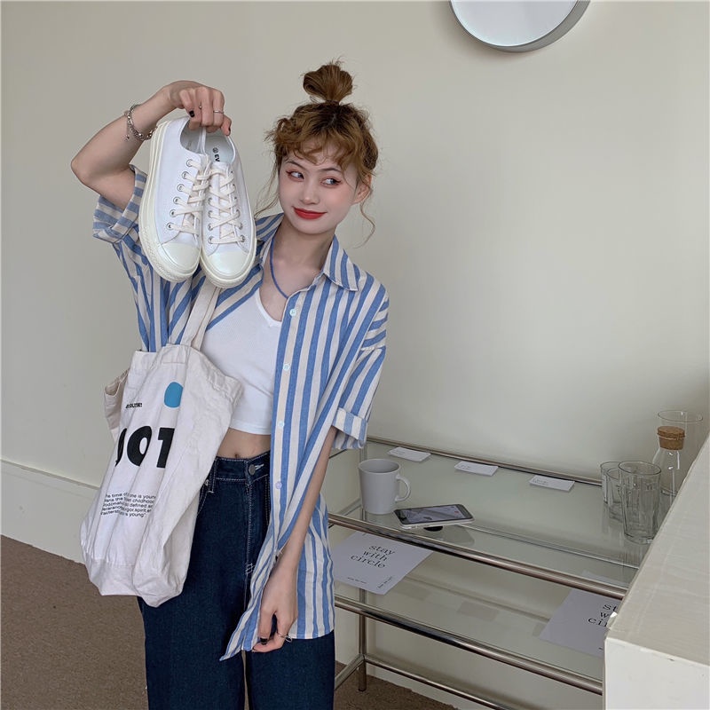 Áo Sơ Mi Tay Lửng Dáng Rộng Họa Tiết Kẻ Sọc Màu Xanh Lá Thời Trang Xuân Hè Hàn Quốc 2021