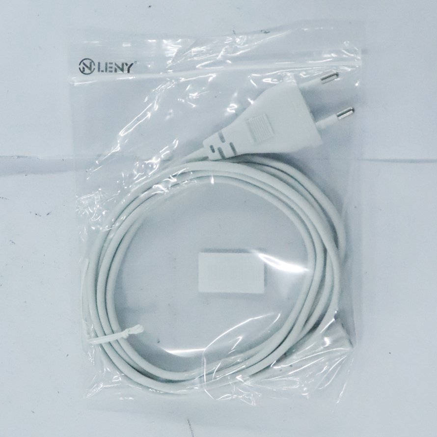 Dây cáp nguồn 1.5m và đầu cắm EU dành cho laptop