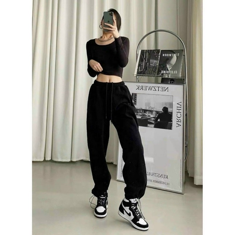 Quần nỉ Basic Dây Rút Bo Gấu Ống Rộng Unisex