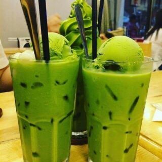 Matcha trà xanh ( tặng cọ đắp mặt nạ)