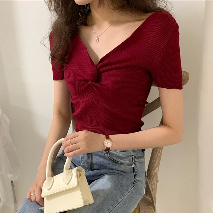 SUXI Áo Croptop Dệt Kim Tay Ngắn Cổ Chữ V Thiết Kế Ôm Sát Tôn Dáng