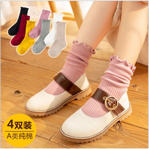 Vớ cổ dài bèo nhún viền sóng cho mẹ và bé kiểu Hàn Quốc dễ thương